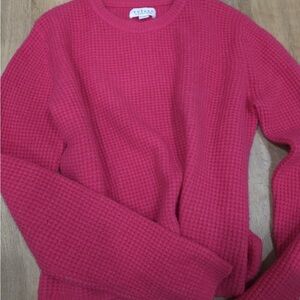 Velvet by Graham & Spencer Pink
Waffle Knit Sweater (Size XS)